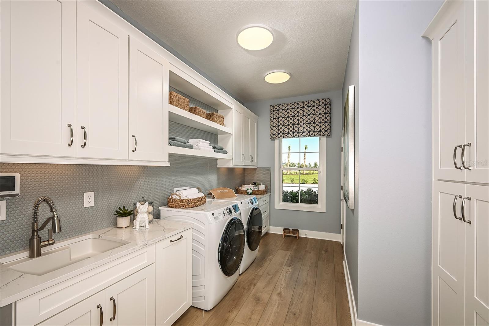 STAR FARMS - Residential