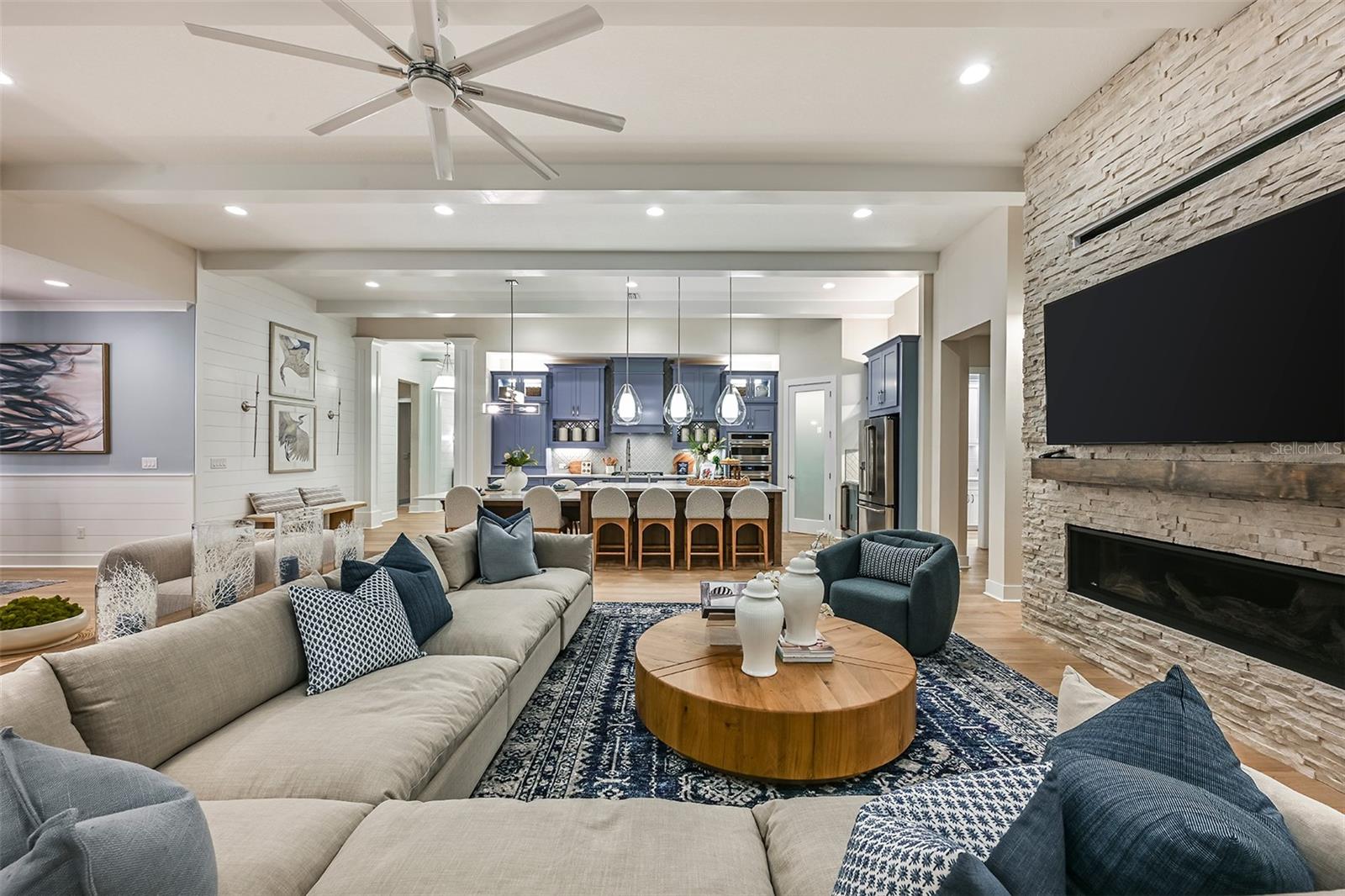 STAR FARMS - Residential