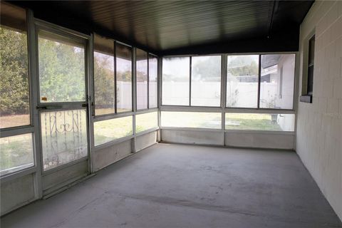 A home in CASSELBERRY