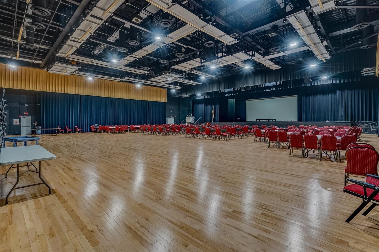 NANTUCKET III CONDO - Residential