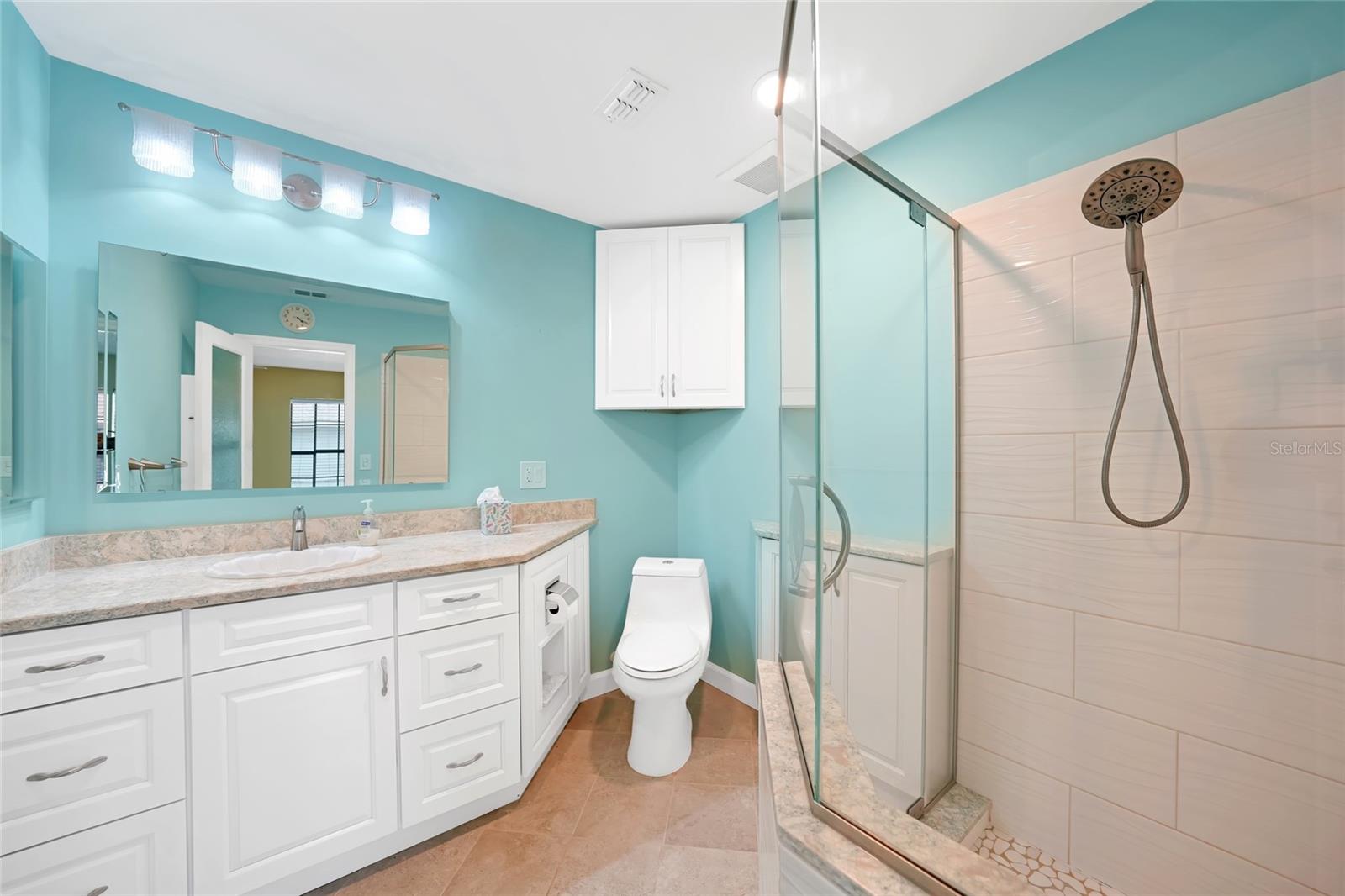 WIN-QUIST TWNHS - Residential