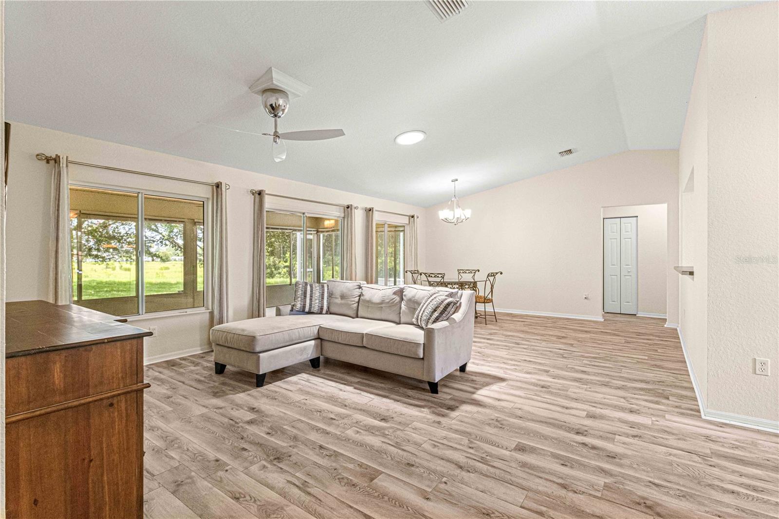 Photo 12 of 66 of 13835 SE 85TH CIRCLE house