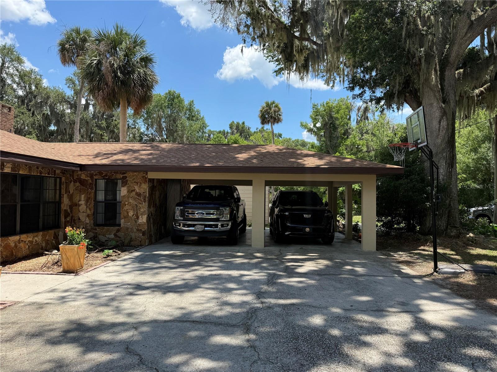 4232 COUNTY ROAD 400