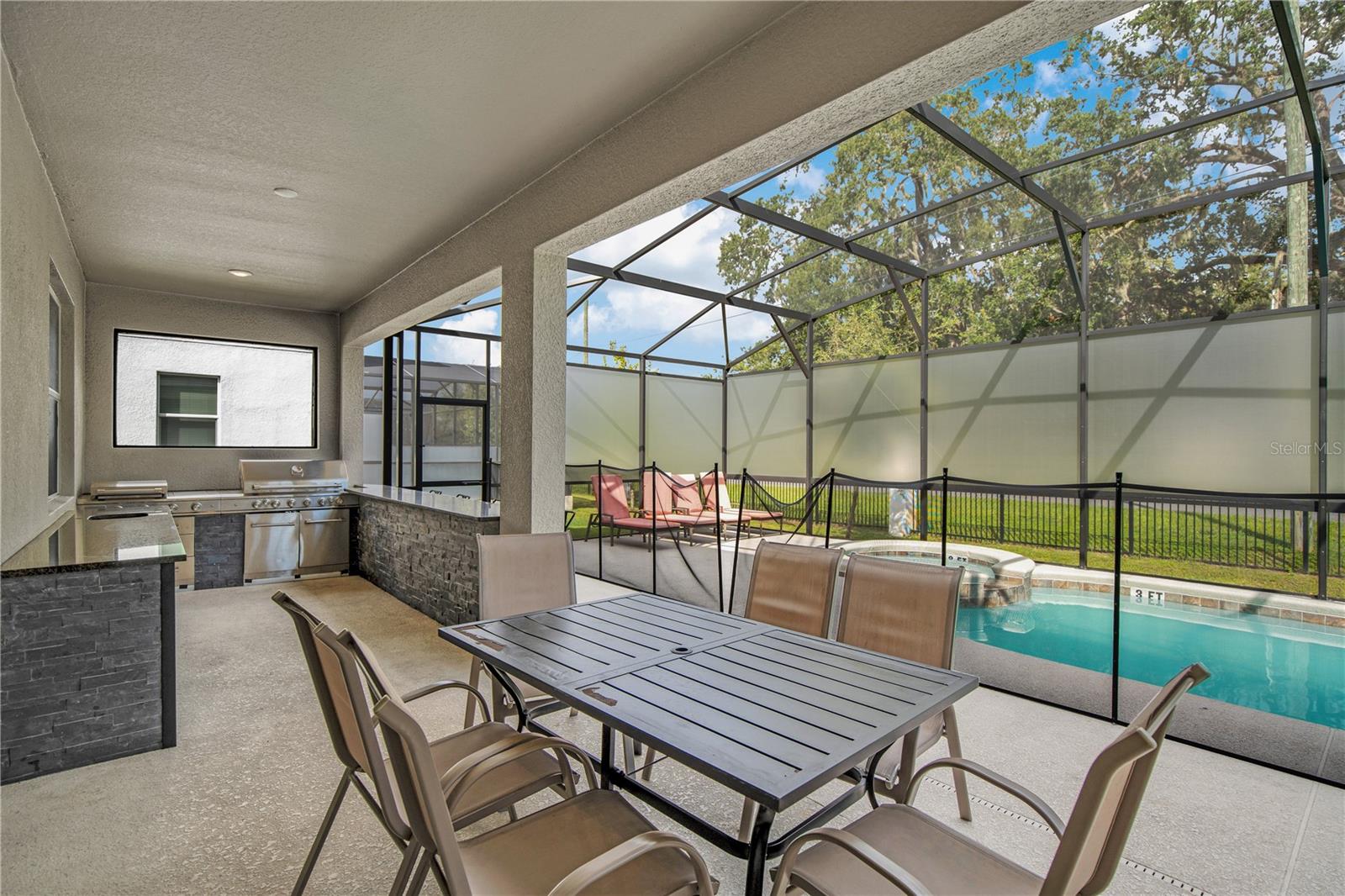 VERANDA PALMS PH 2B2-2C - Residential