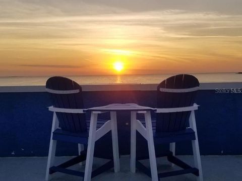 228 SHORE DRIVE TARPON SPRINGS FL 34689