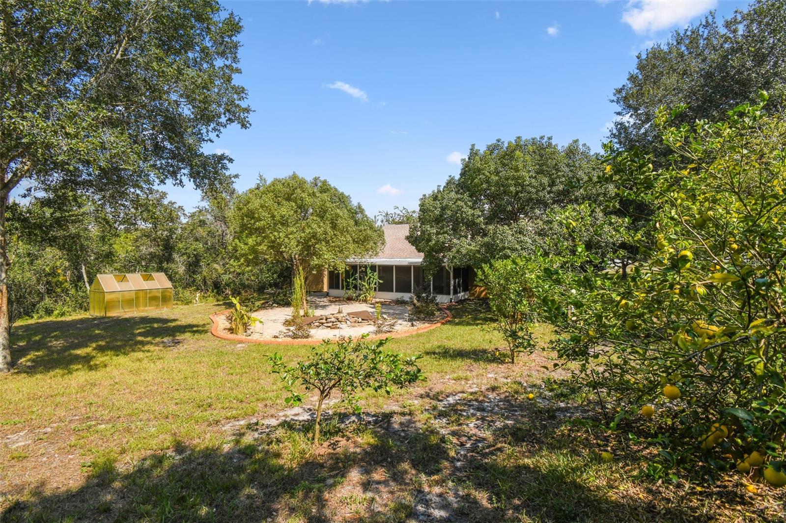 ROYAL HIGHLANDS - Residential