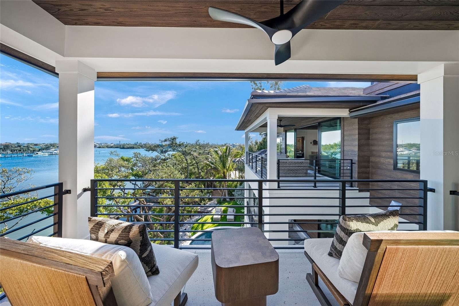 SOUTH BAY BLVD - Residential