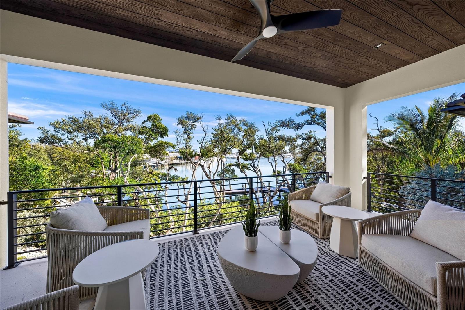 SOUTH BAY BLVD - Residential