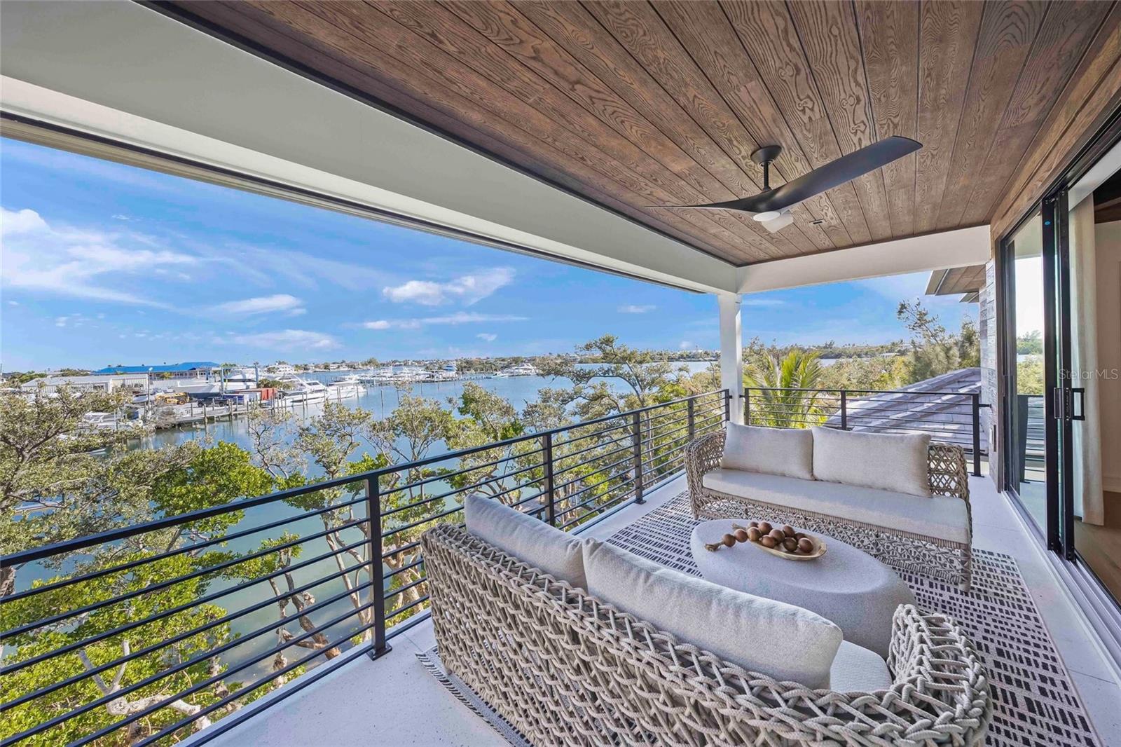 SOUTH BAY BLVD - Residential