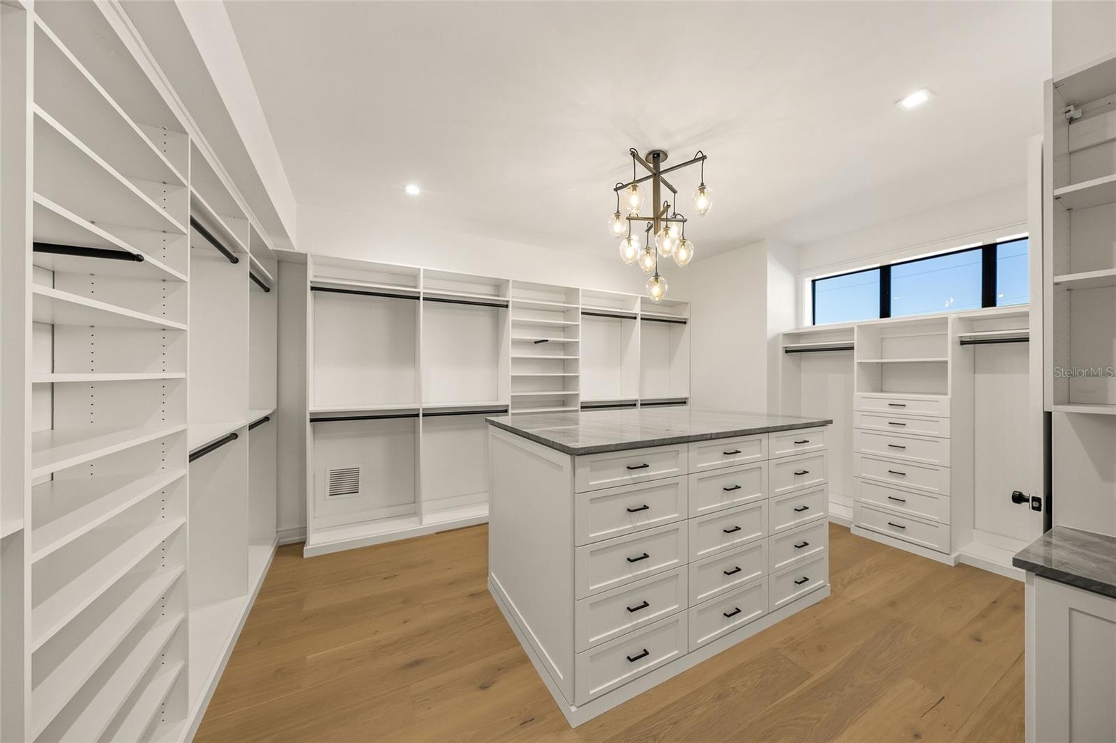 SOUTH BAY BLVD - Residential