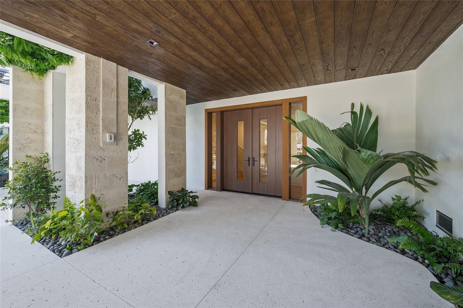 SOUTH BAY BLVD - Residential