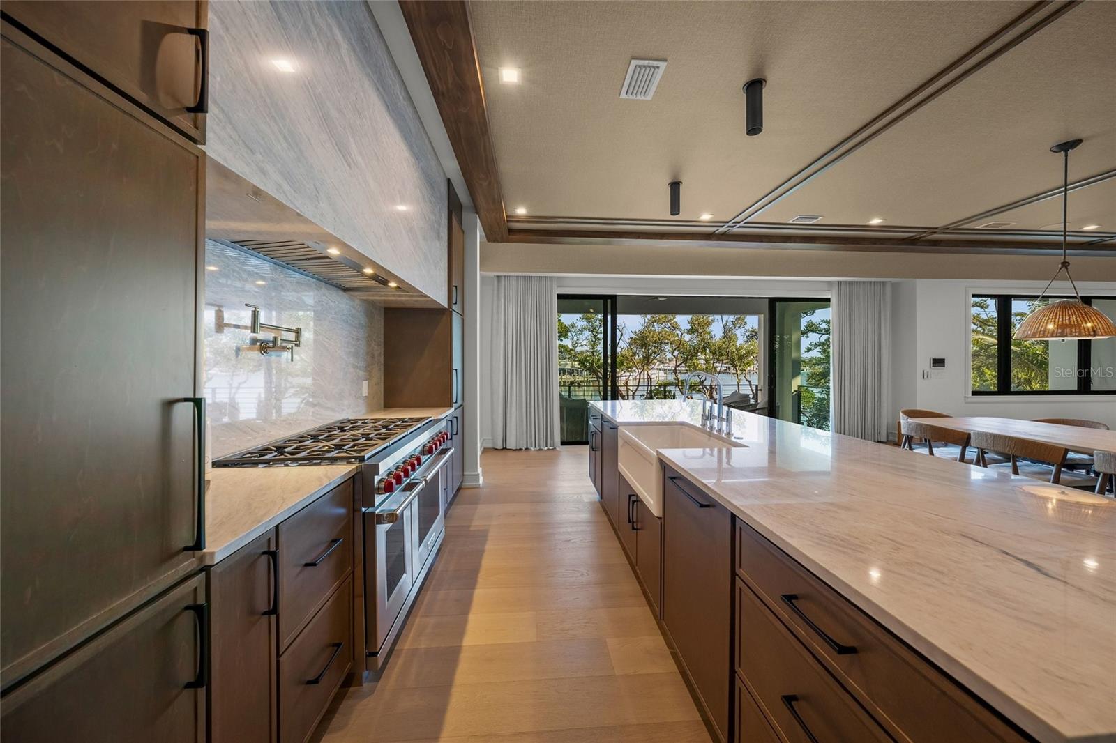 SOUTH BAY BLVD - Residential