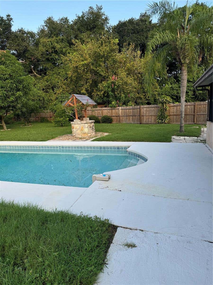 Photo of 5608 Gateway Drive, Tampa, FL 33615 (MLS # TB8542831)