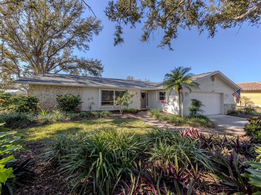 VENICE ISLAND! One of the most desirable locations to live in, your new home awaits on a corner lot just steps away from Downtown Venice, incredible restaurants & shops, and the Shark Tooth Capital of the World- Venice Beach. This 2 bedroom, 2 bathroom home brings in an abundance of natural light flowing through the home, with views of the beautiful surrounding landscape. This home is perfect for that indoor-outdoor living atmosphere, and creates an inviting open layout perfect for entertaining! REAL hard wood floors blend in perfectly for that old Florida charm! If you’re ultimately looking for your forever home, or trying to find a place to live during up north winters, and want to enjoy the Florida lifestyle, this is the one for you! ROOF 2022.