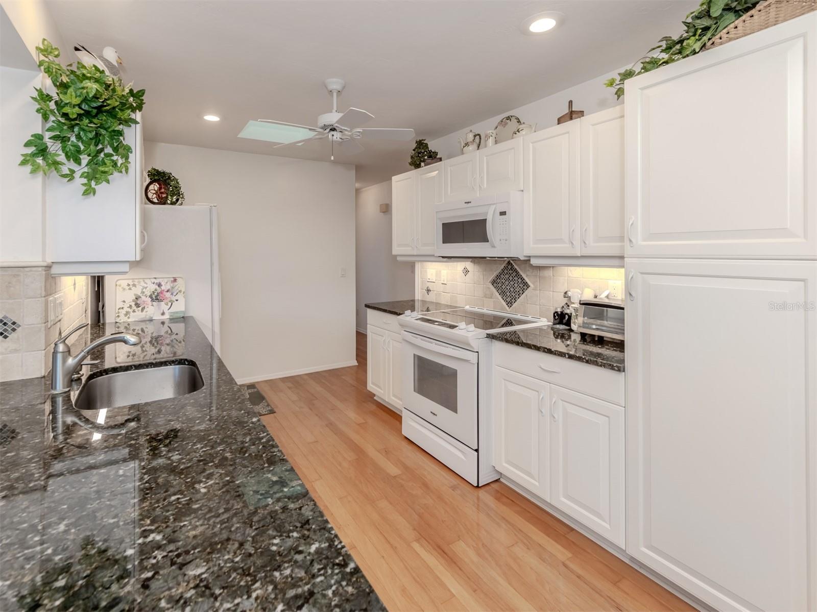 VENEZIA PARK SEC OF VENICE - Residential