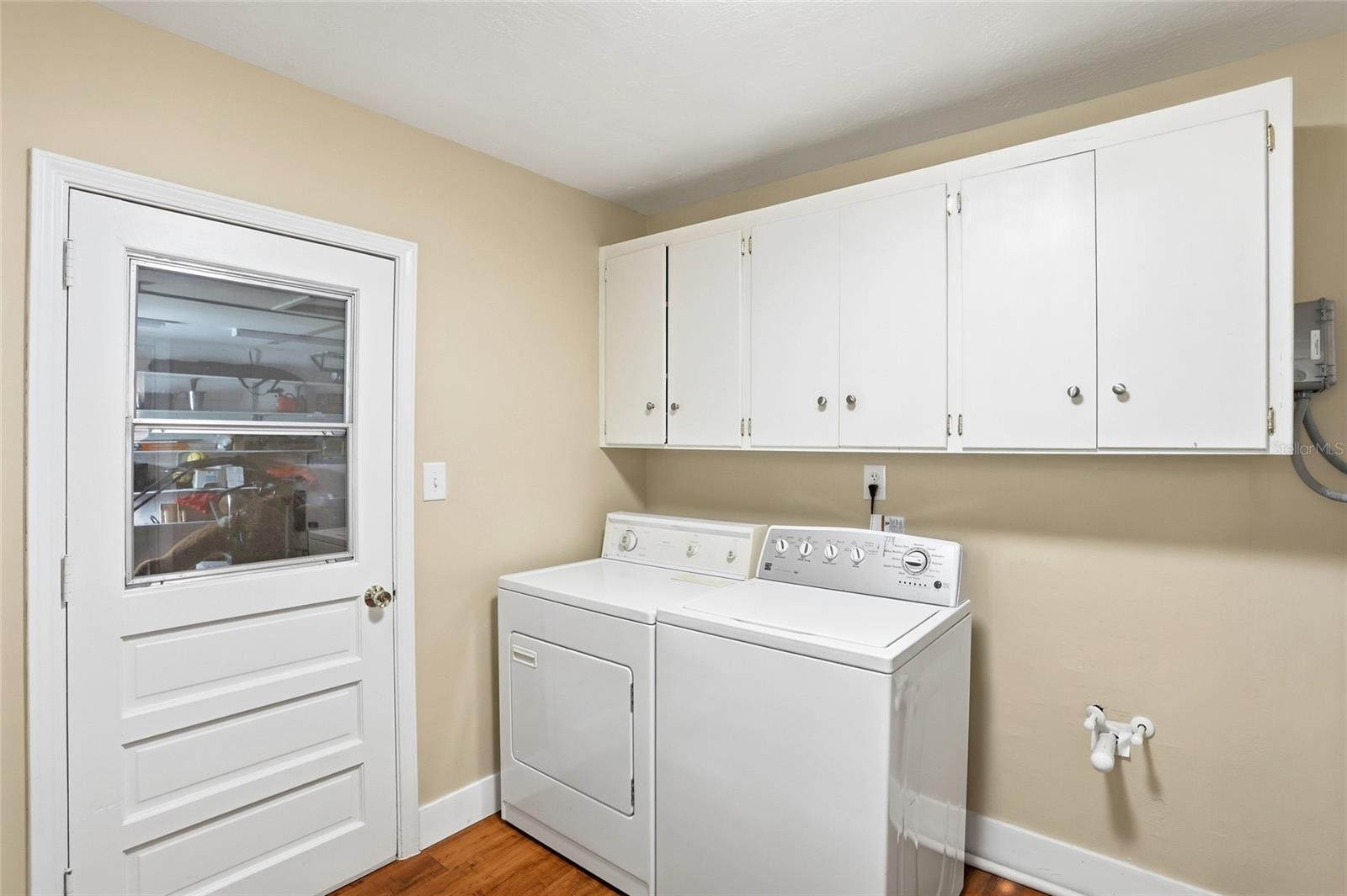 ENGLISH ESTATES UNIT 3 - Residential