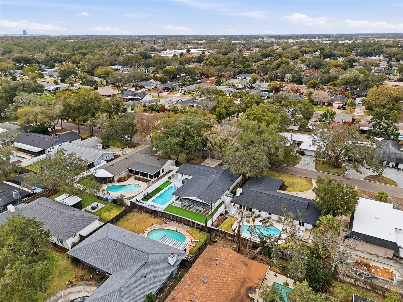 ENGLISH ESTATES UNIT 3 - Residential