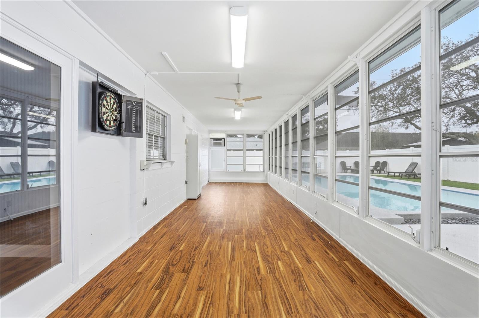 ENGLISH ESTATES UNIT 3 - Residential