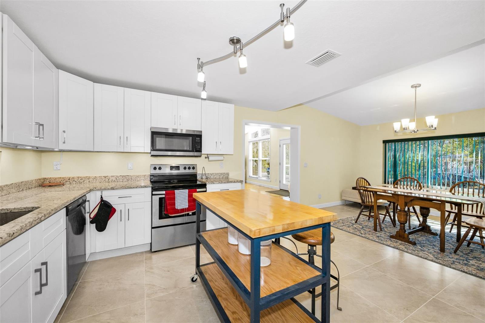 TEMPLE TERRACE HEIGHTS - Residential