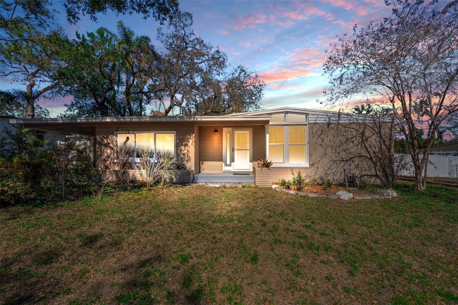 TEMPLE TERRACE HEIGHTS - Residential