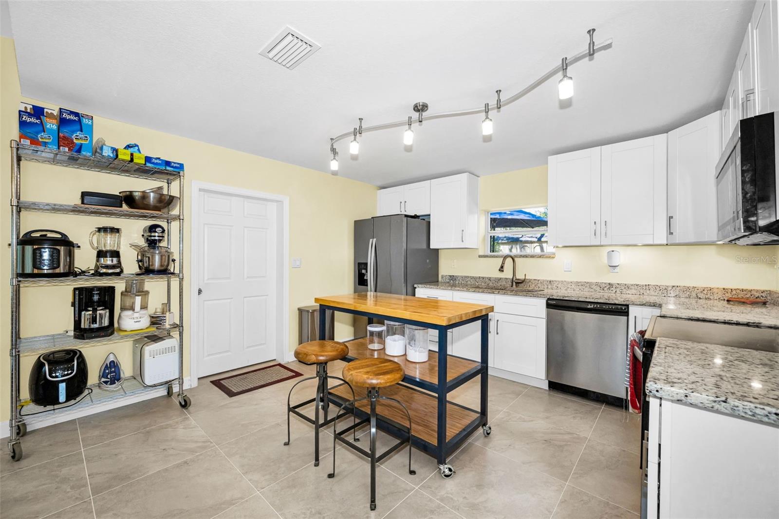 TEMPLE TERRACE HEIGHTS - Residential