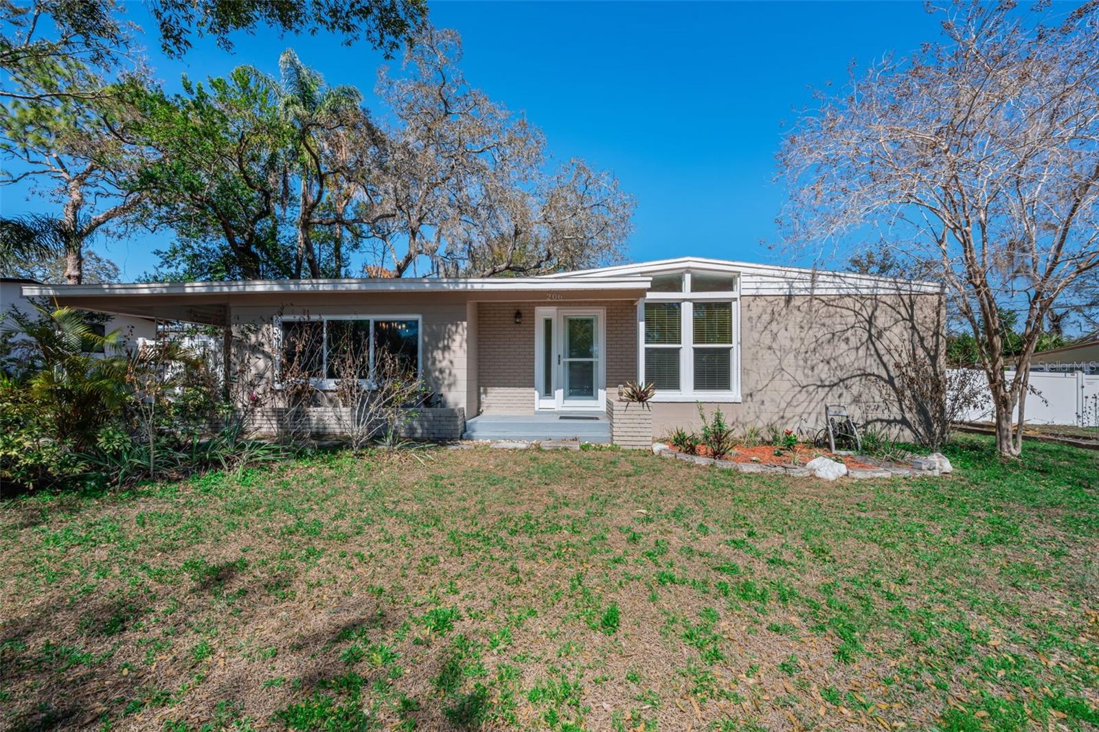 TEMPLE TERRACE HEIGHTS - Residential