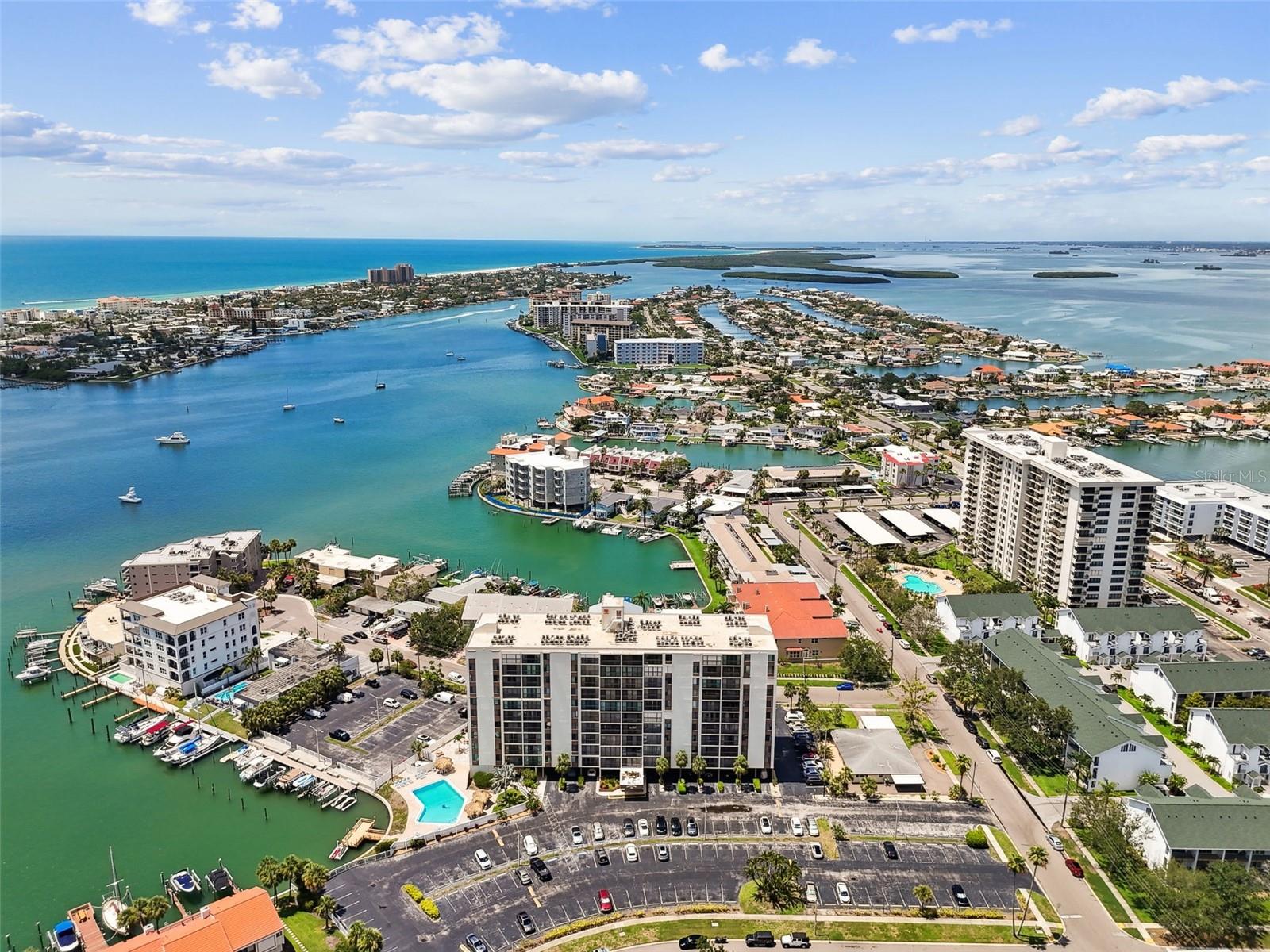 DOLPHIN COVE CLEARWATER - Residential Lease