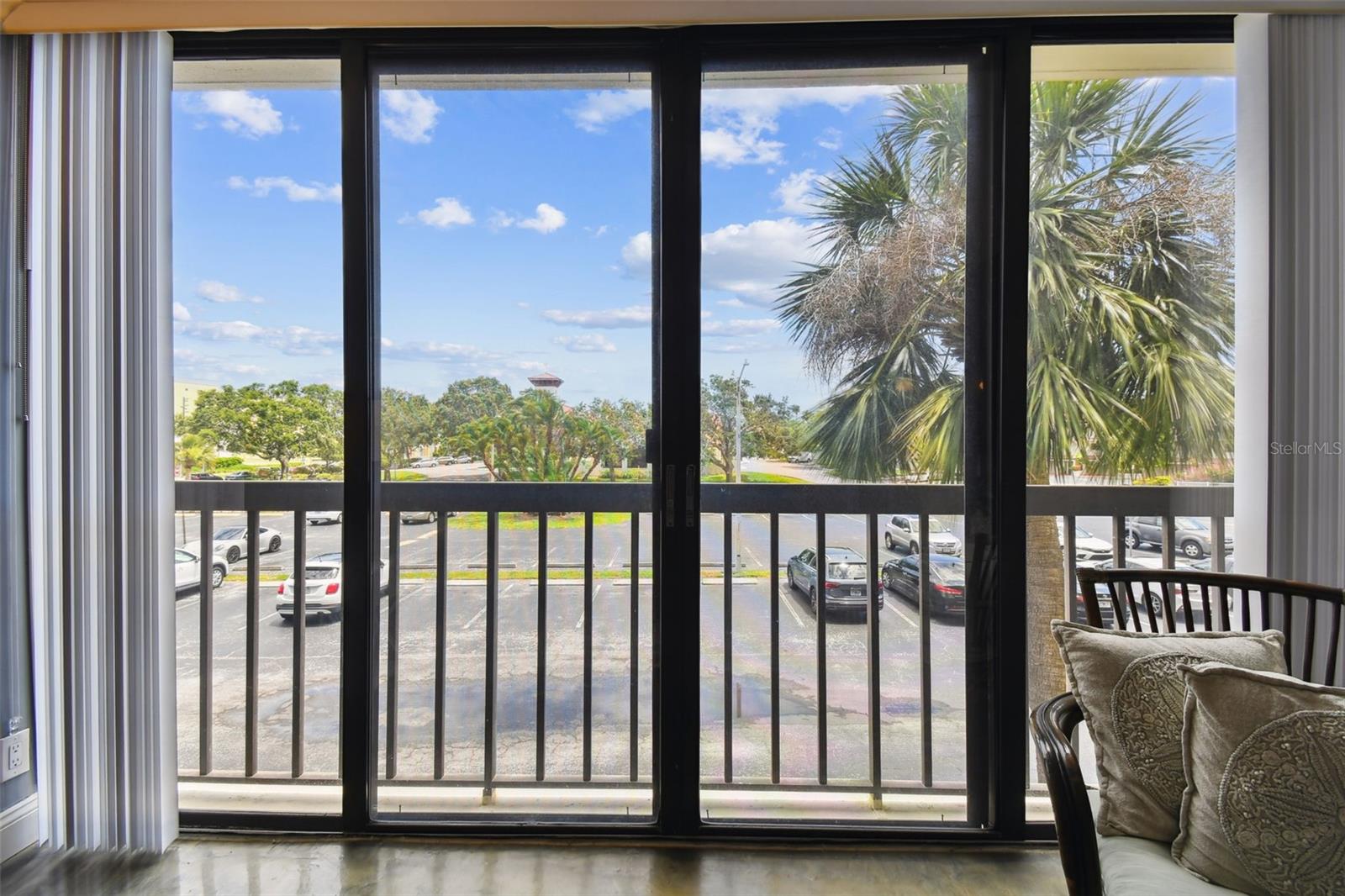 DOLPHIN COVE CLEARWATER - Residential Lease