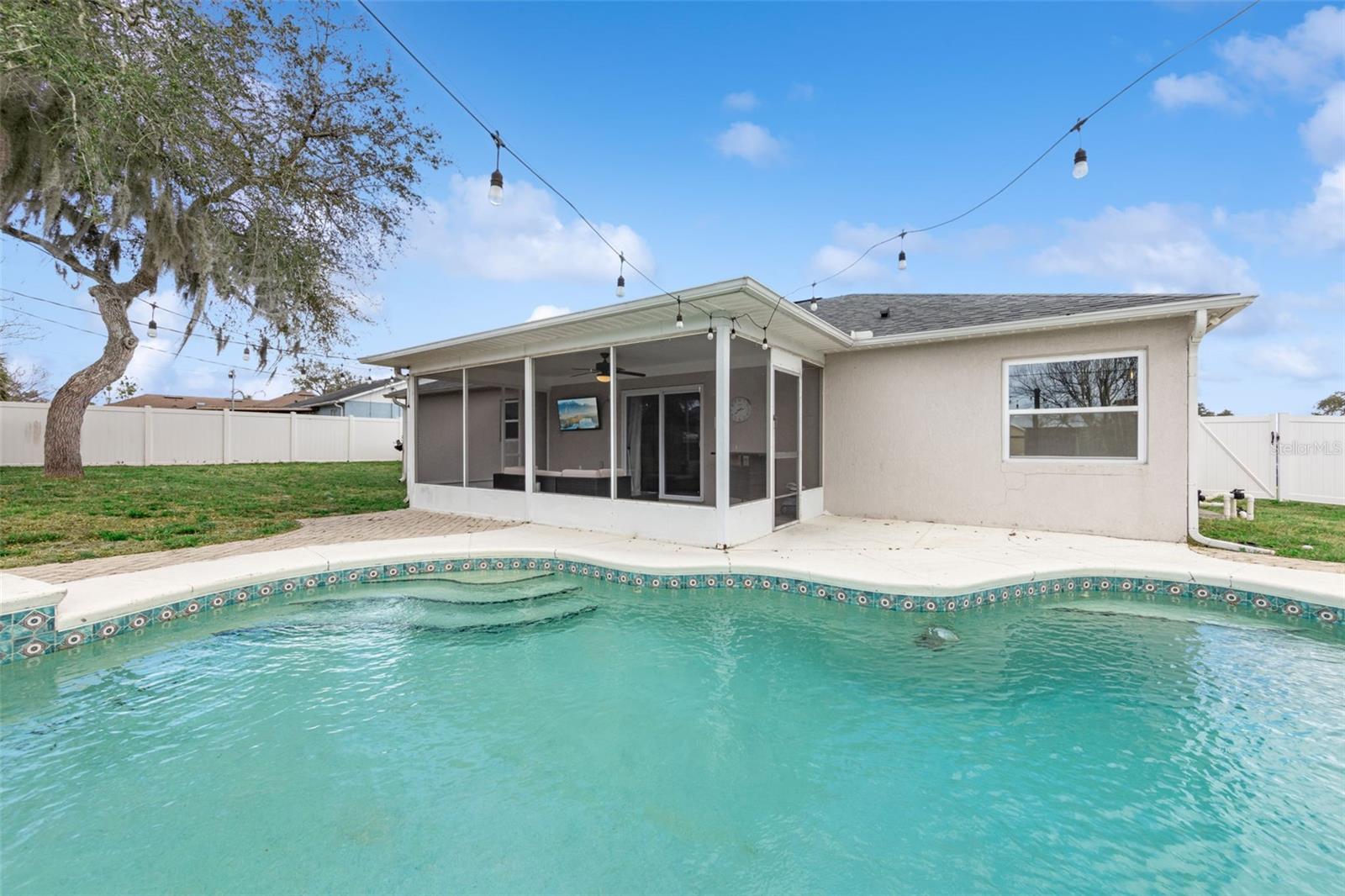 DELTONA LAKES UN 40 - Residential