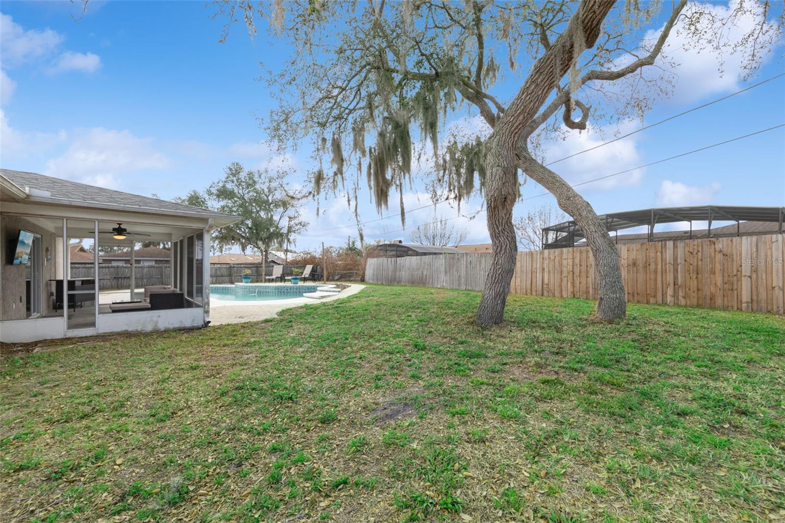 DELTONA LAKES UN 40 - Residential