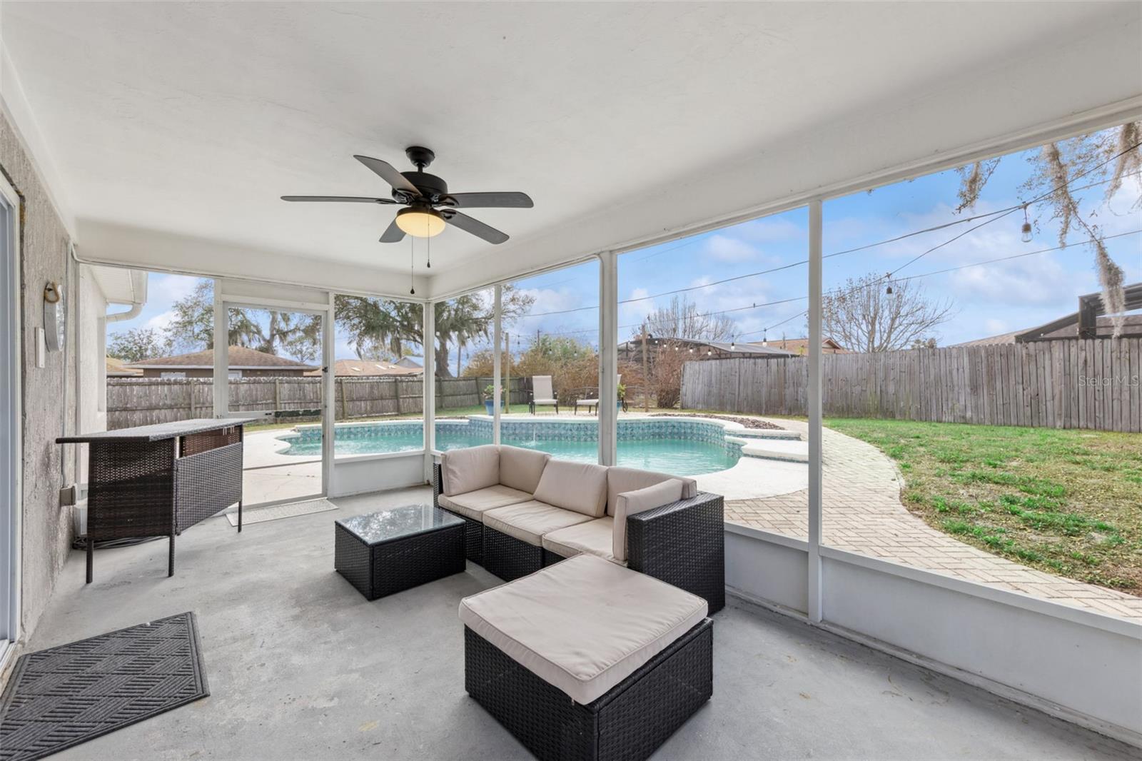 DELTONA LAKES UN 40 - Residential