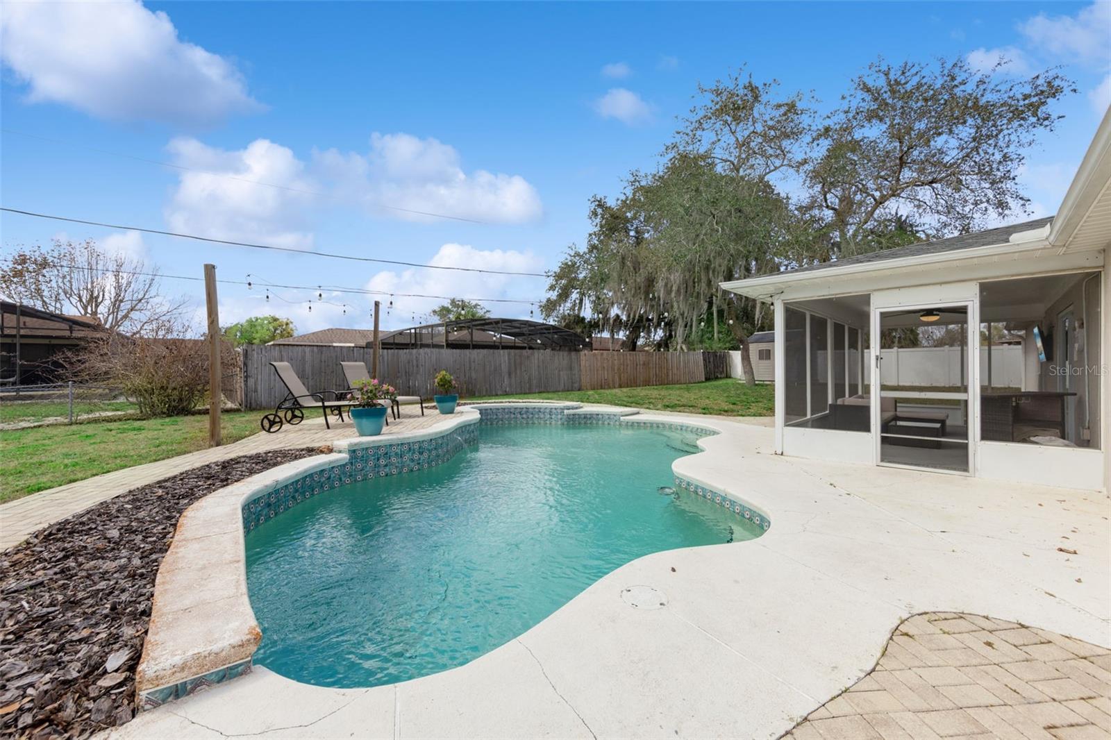 DELTONA LAKES UN 40 - Residential