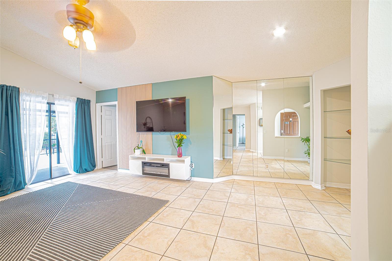 WINDHORST VILLAGE - Residential