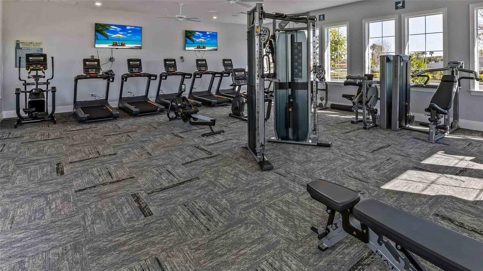 BELLA LAGO - Residential