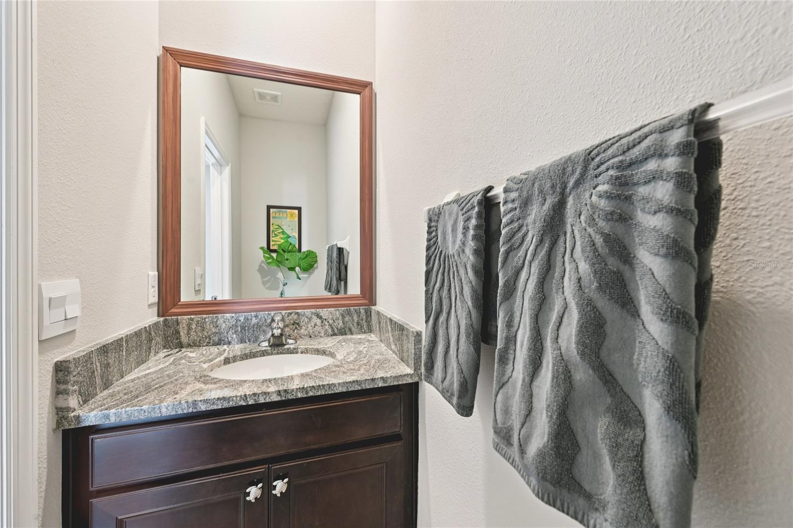 BELLA LAGO - Residential