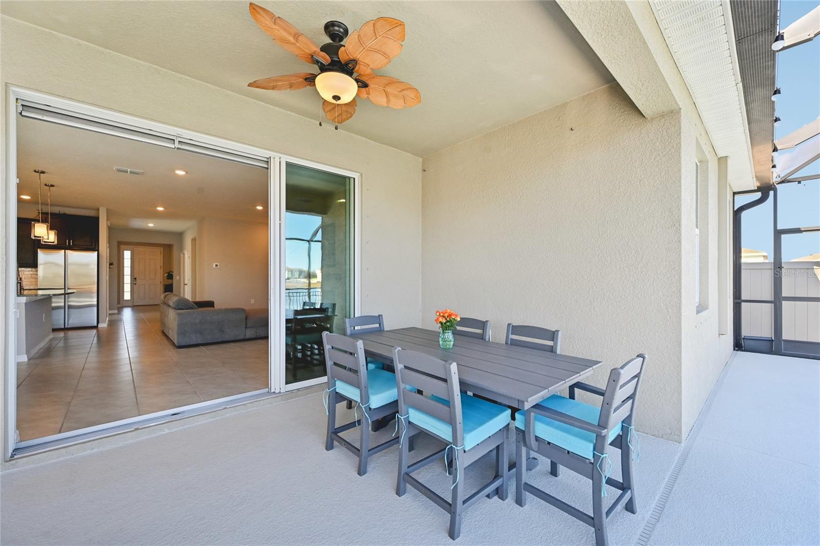 BELLA LAGO - Residential