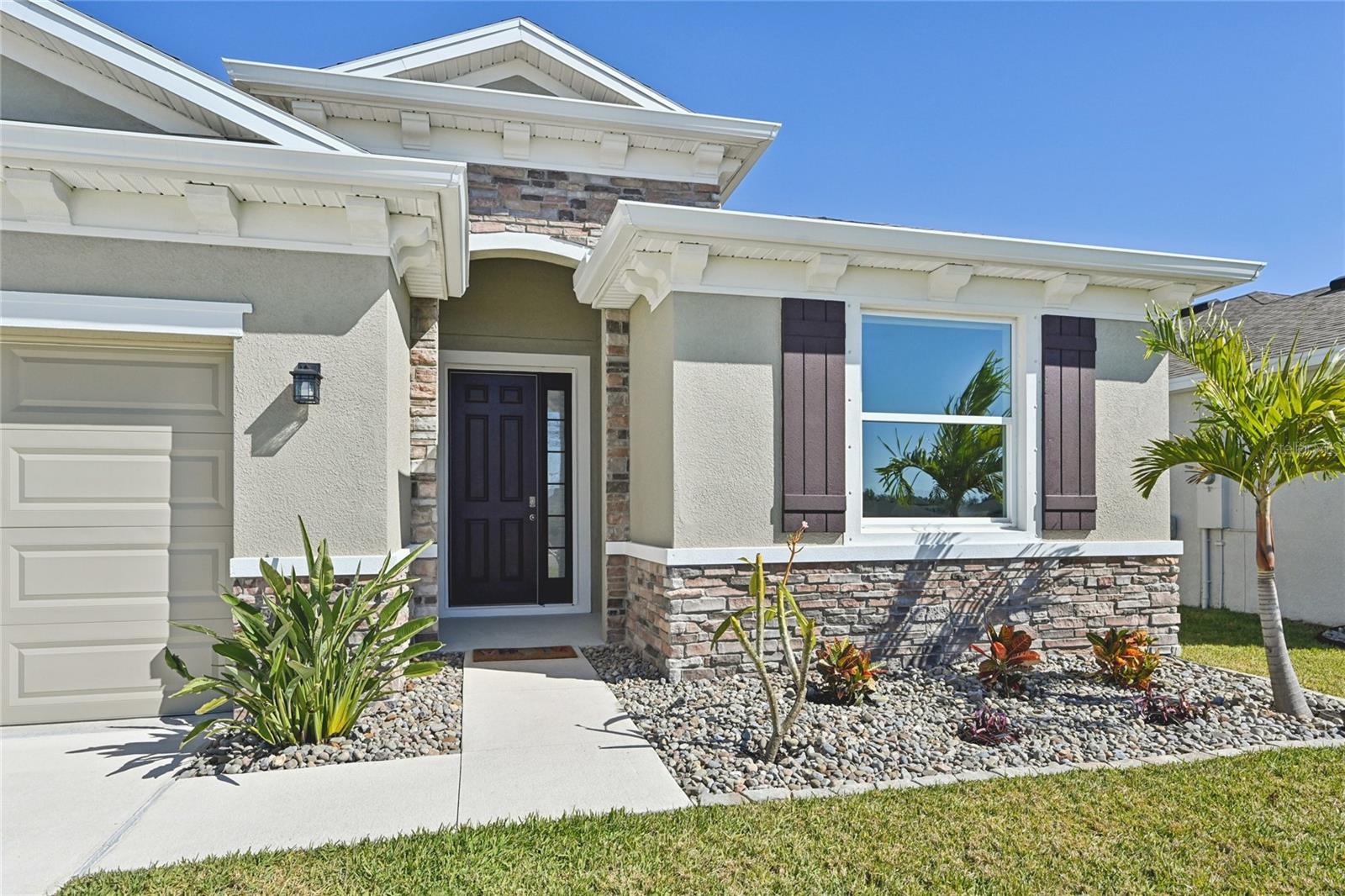 BELLA LAGO - Residential