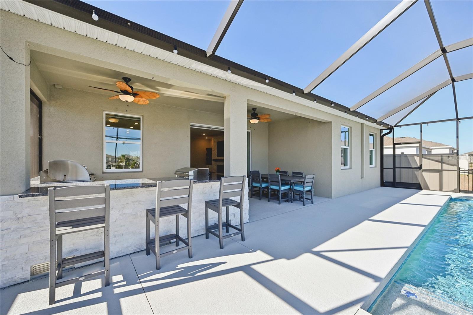 BELLA LAGO - Residential