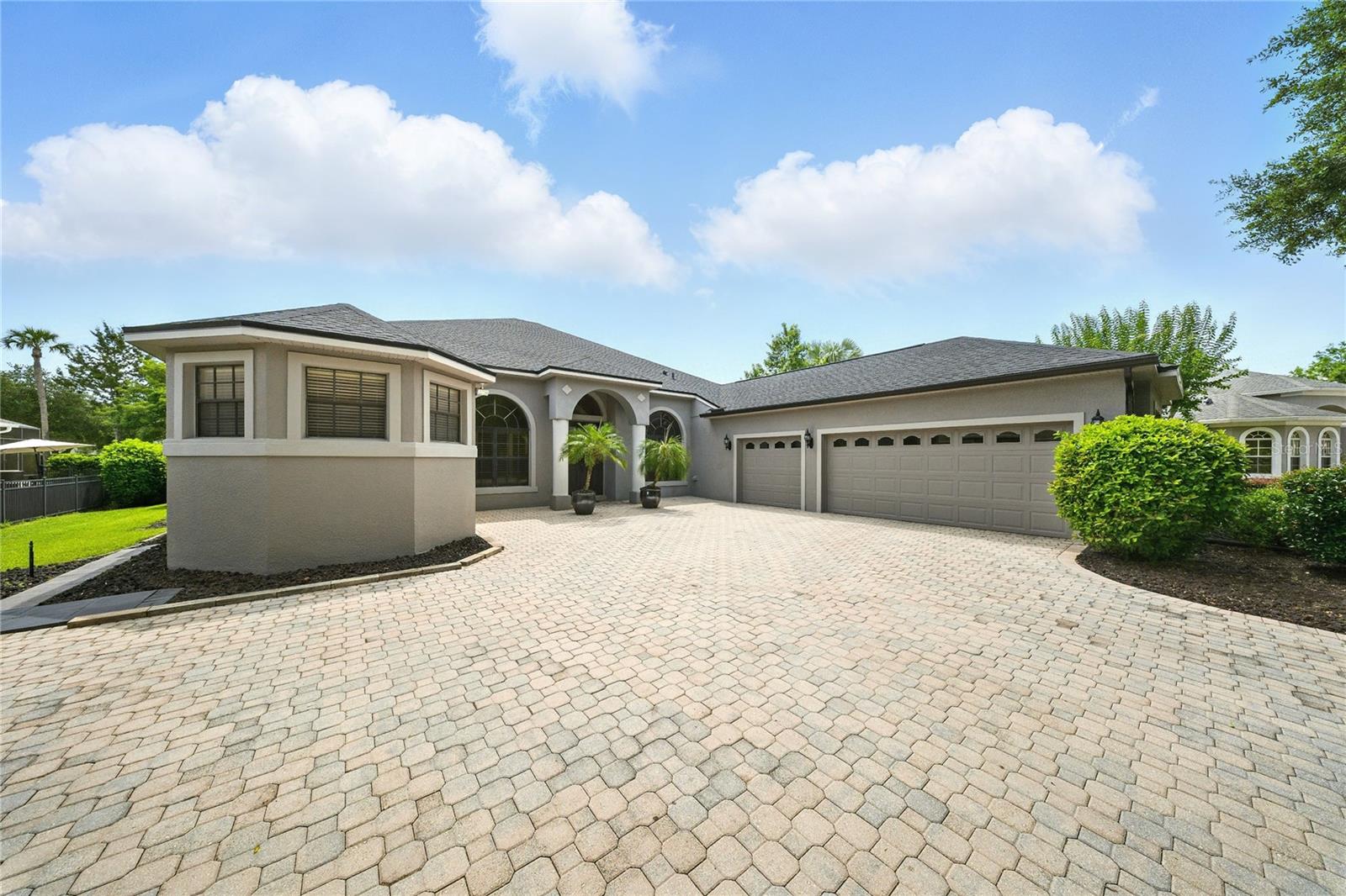 2308 BUR OAK COURT