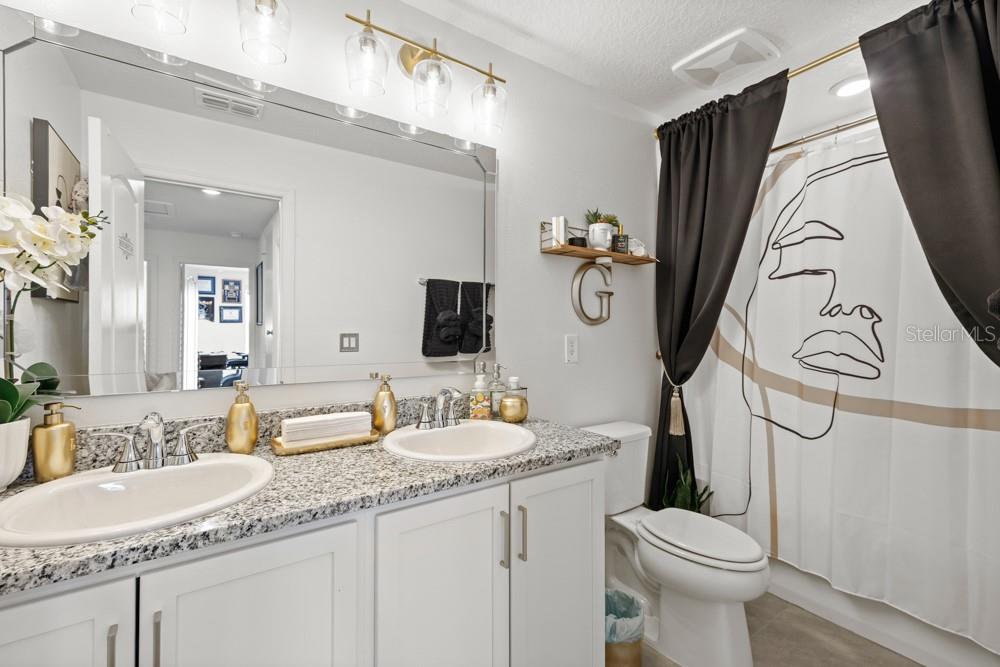 WESTSIDE BELLAVIVA - Residential