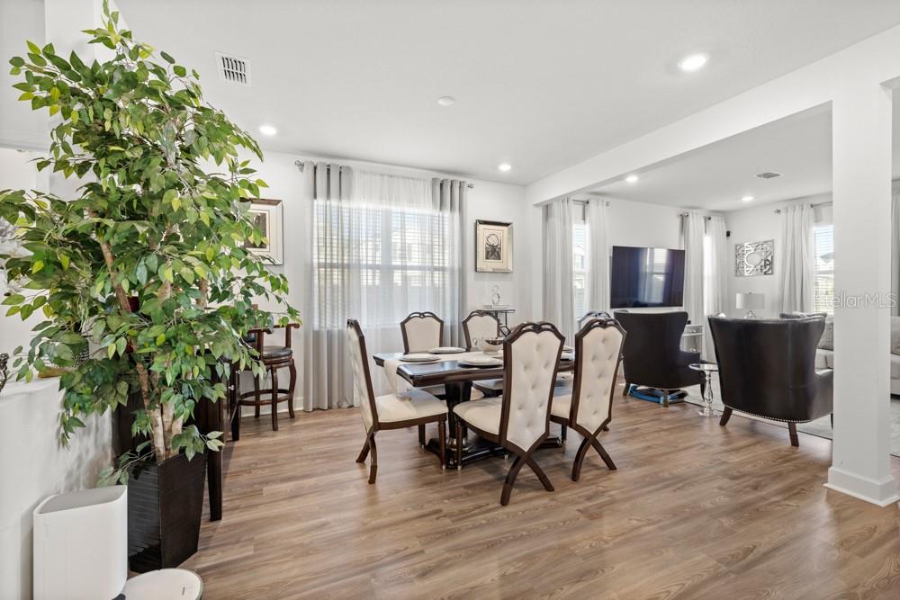 WESTSIDE BELLAVIVA - Residential