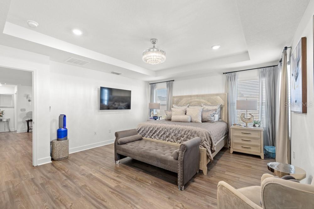 WESTSIDE BELLAVIVA - Residential