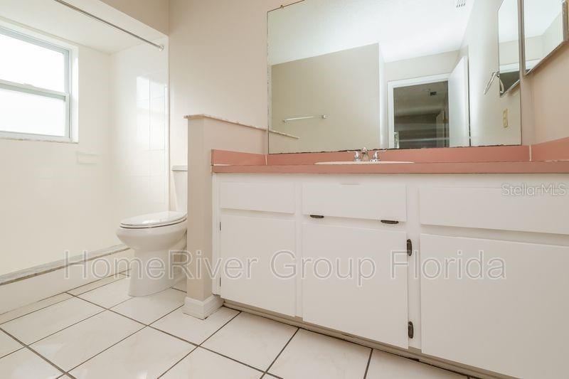 WEEKI WACHEE WOODLANDS - Residential Lease