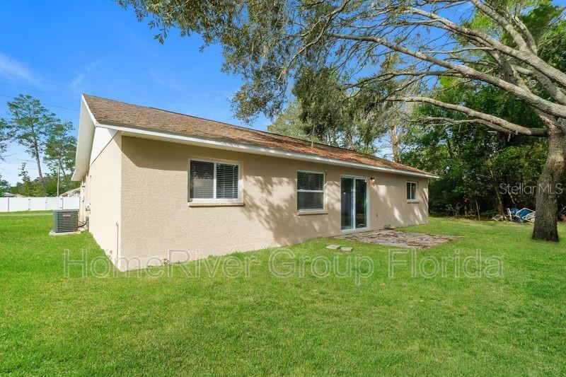 WEEKI WACHEE WOODLANDS - Residential Lease