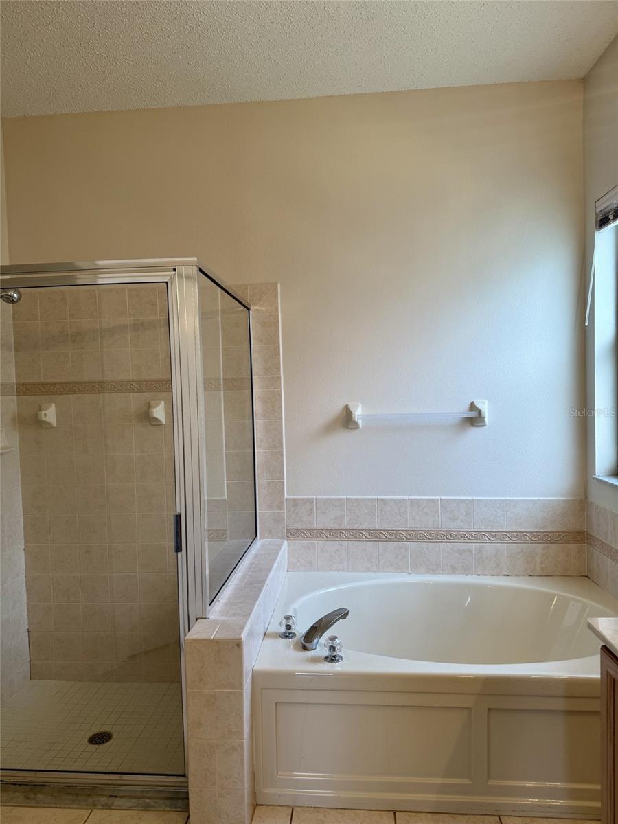 CROSS CREEK PRCL K PH 1D - Residential Lease