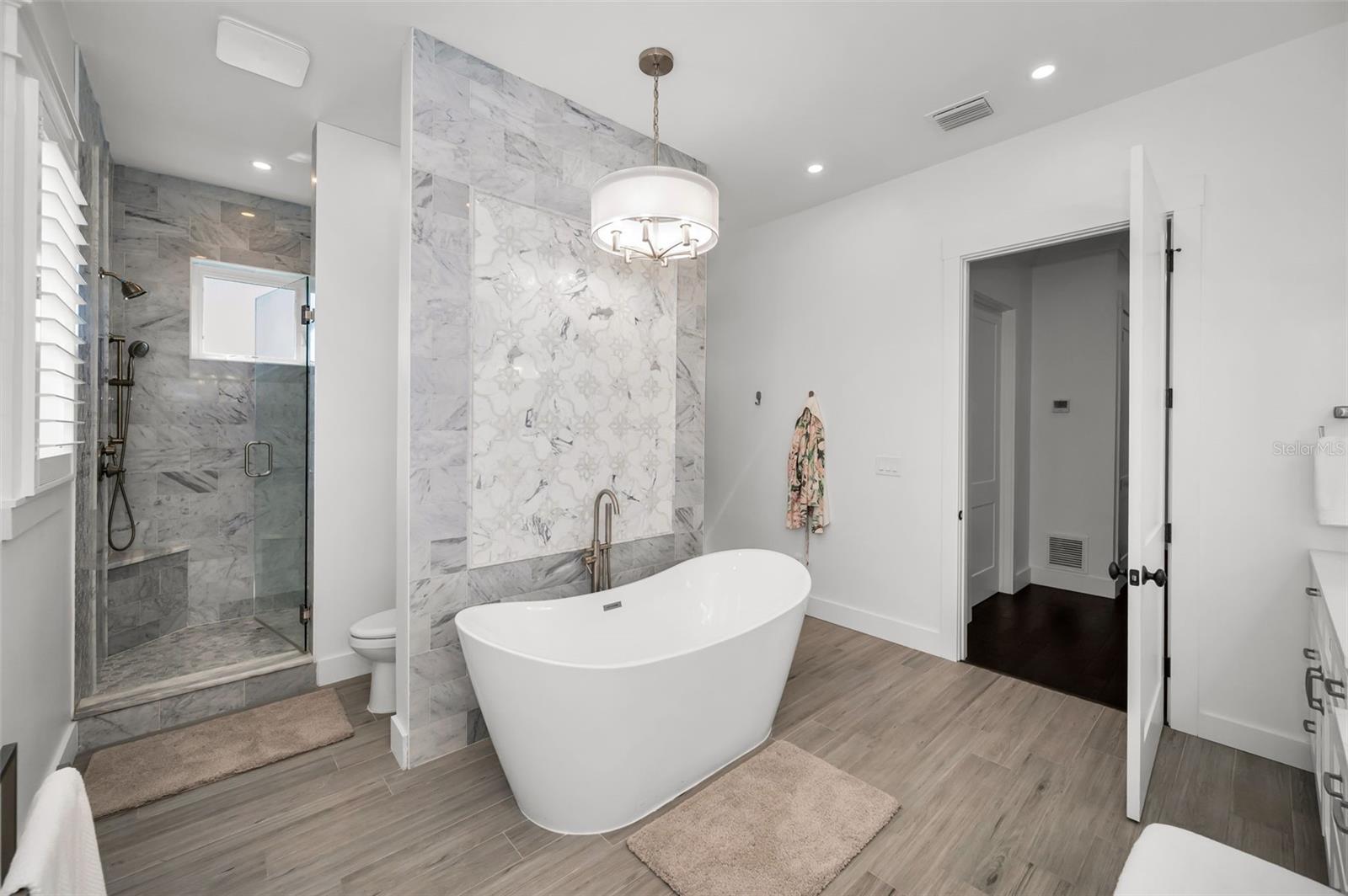 BELLE VISTA BEACH 1ST ADD - Residential