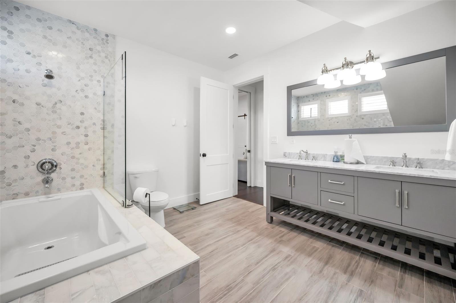 BELLE VISTA BEACH 1ST ADD - Residential