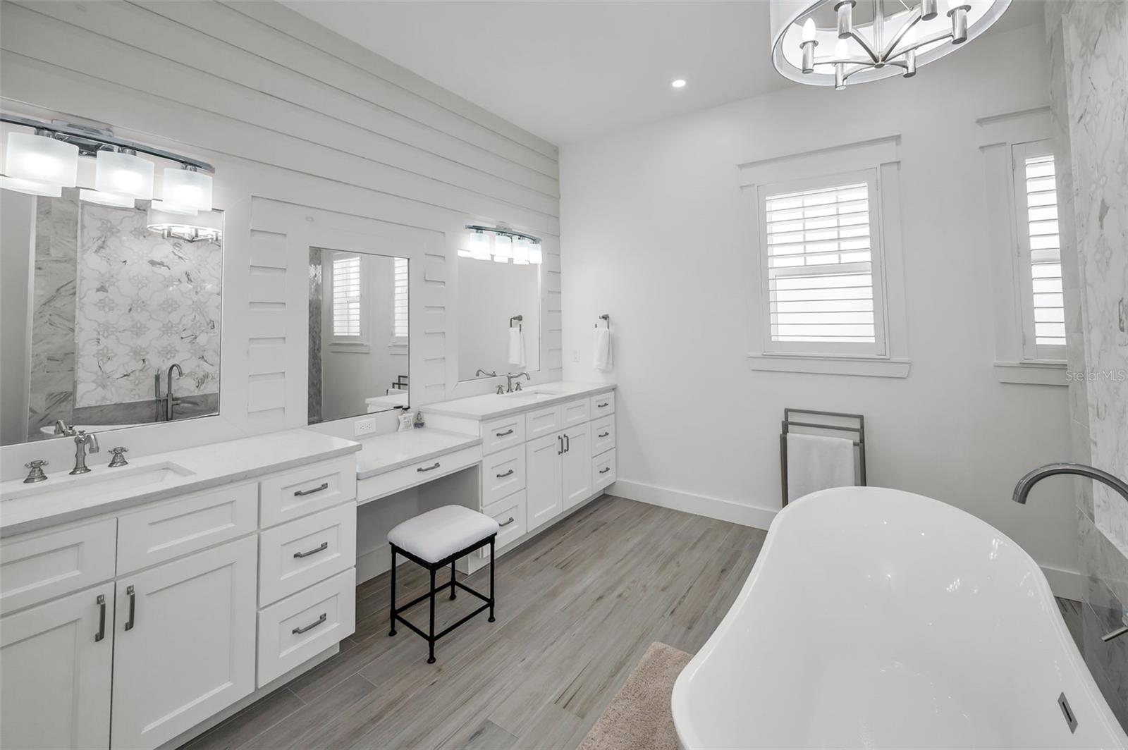 BELLE VISTA BEACH 1ST ADD - Residential