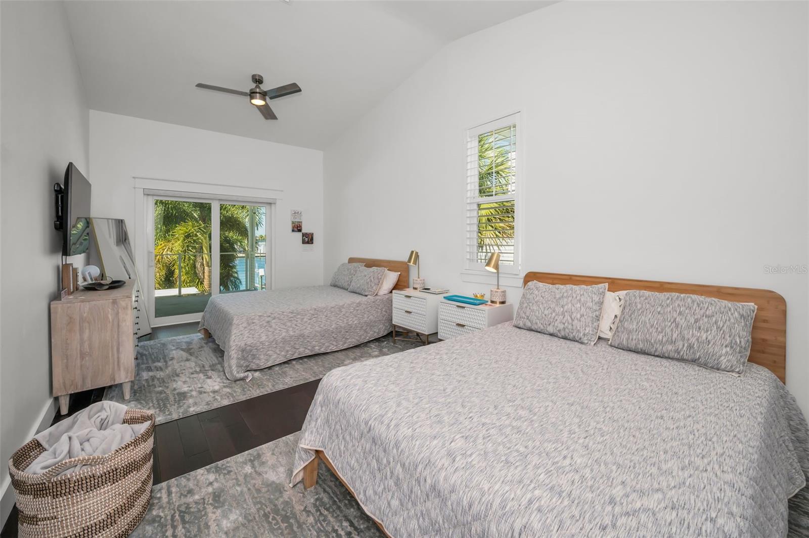 BELLE VISTA BEACH 1ST ADD - Residential