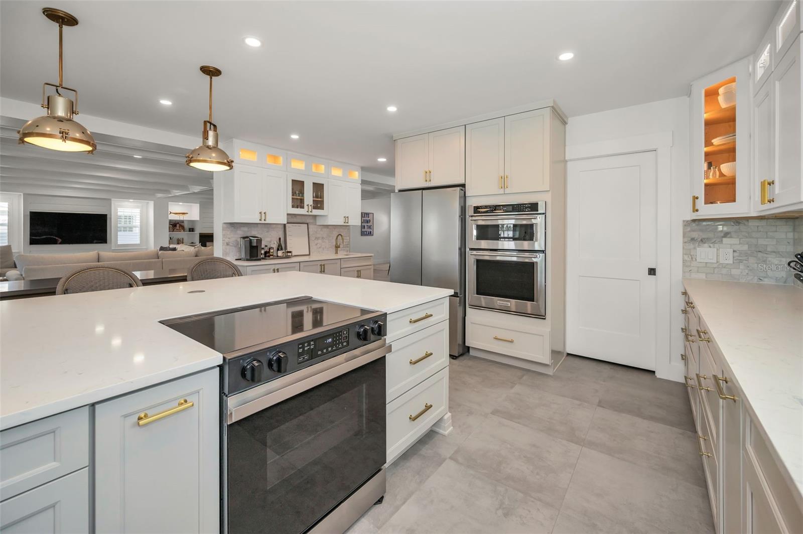 BELLE VISTA BEACH 1ST ADD - Residential